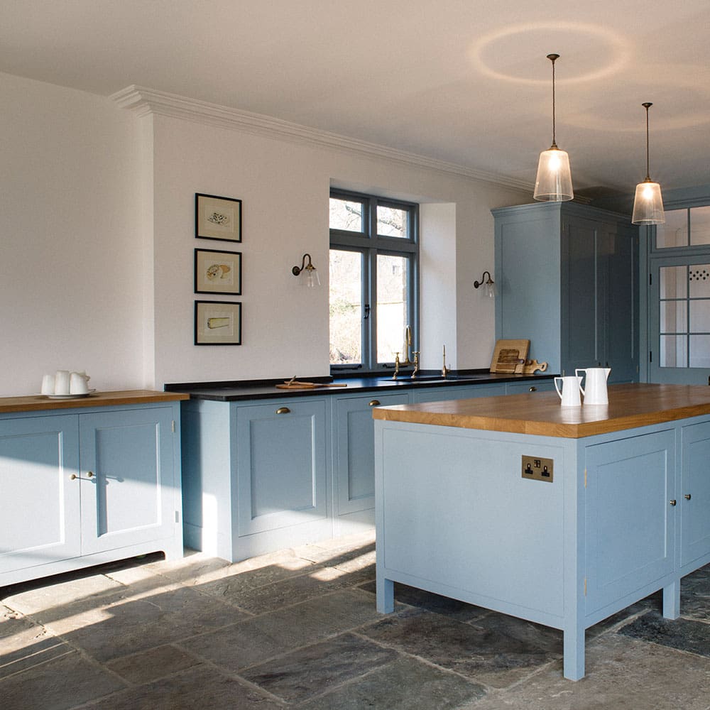 Plain English Kitchen | Wall House